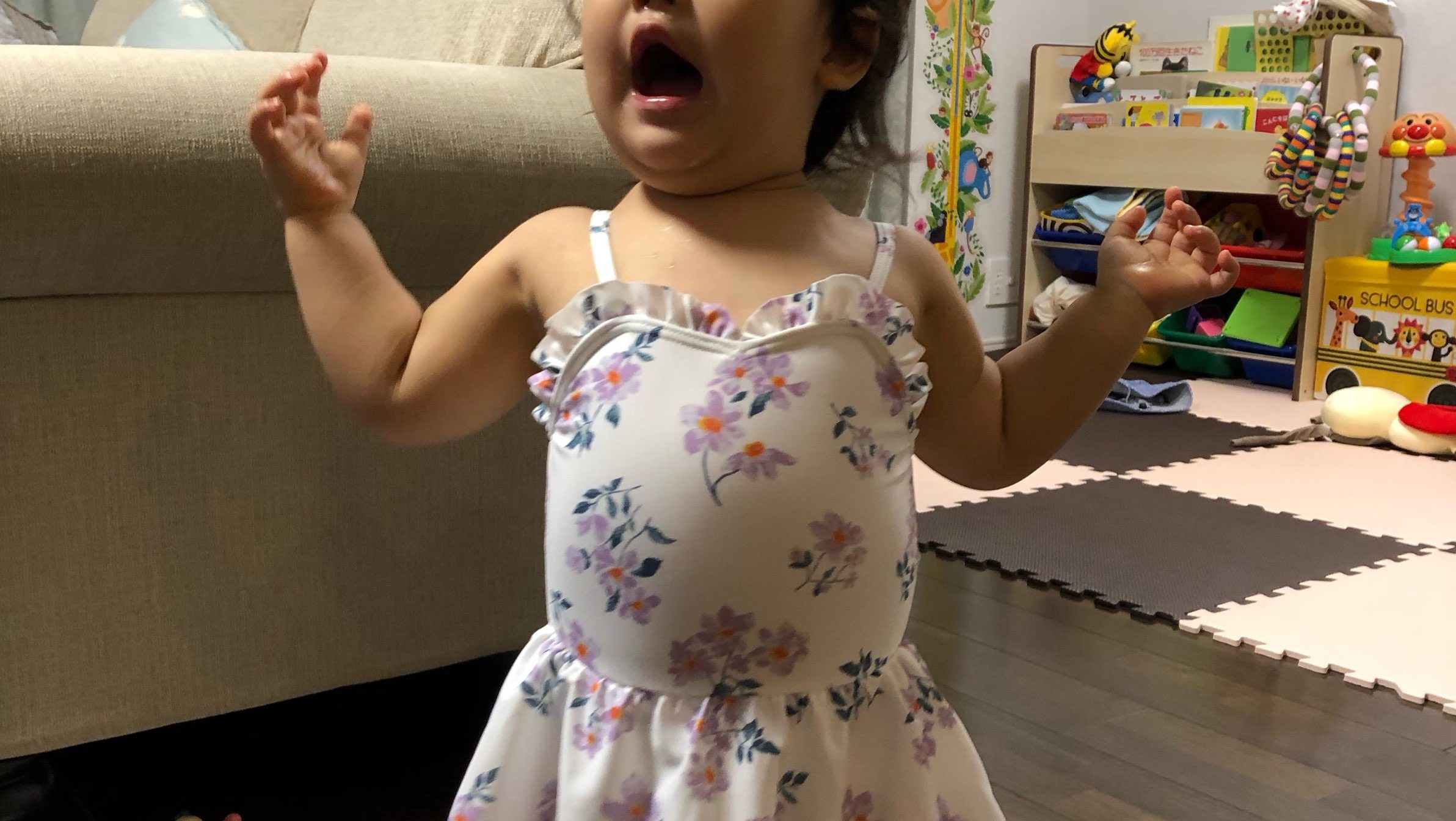 水着の選び方 赤ちゃんや幼児のサイズ選びが難しい 娘の成長日記 娘生後1年3ヶ月と日 かわ吉のブログ しきおりおりな子育ての日々