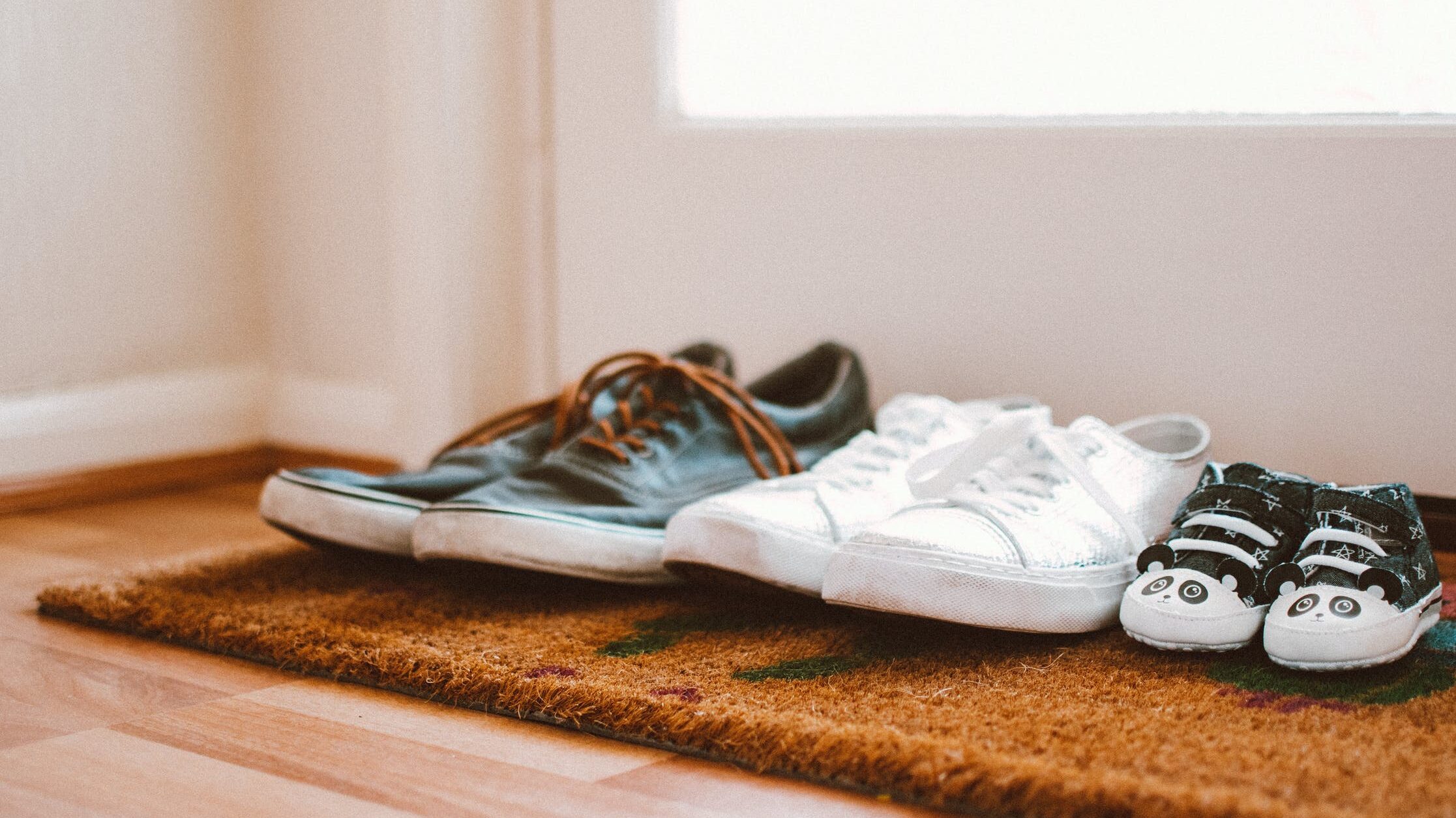 小さい靴を履き続けると子供の親指や爪 身長に悪影響はあるのか 昔から小さい靴を履くことが 多かったのでお答えします かわ吉のブログ しきおりおりな子育ての日々