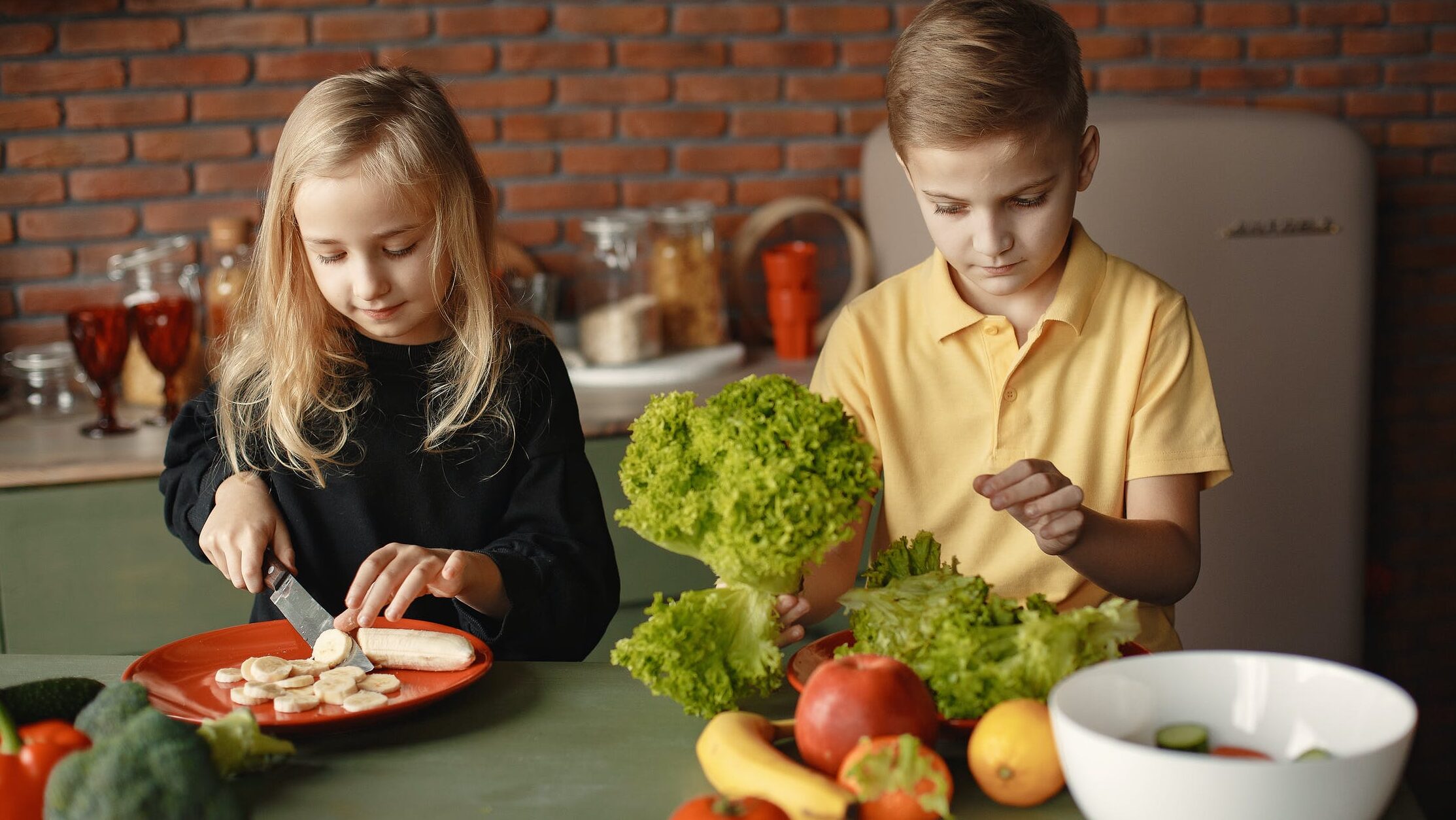 4歳や5歳、6歳児がご飯を自分で食べない時の原因と対処法について調べてみた！のイメージ画像1